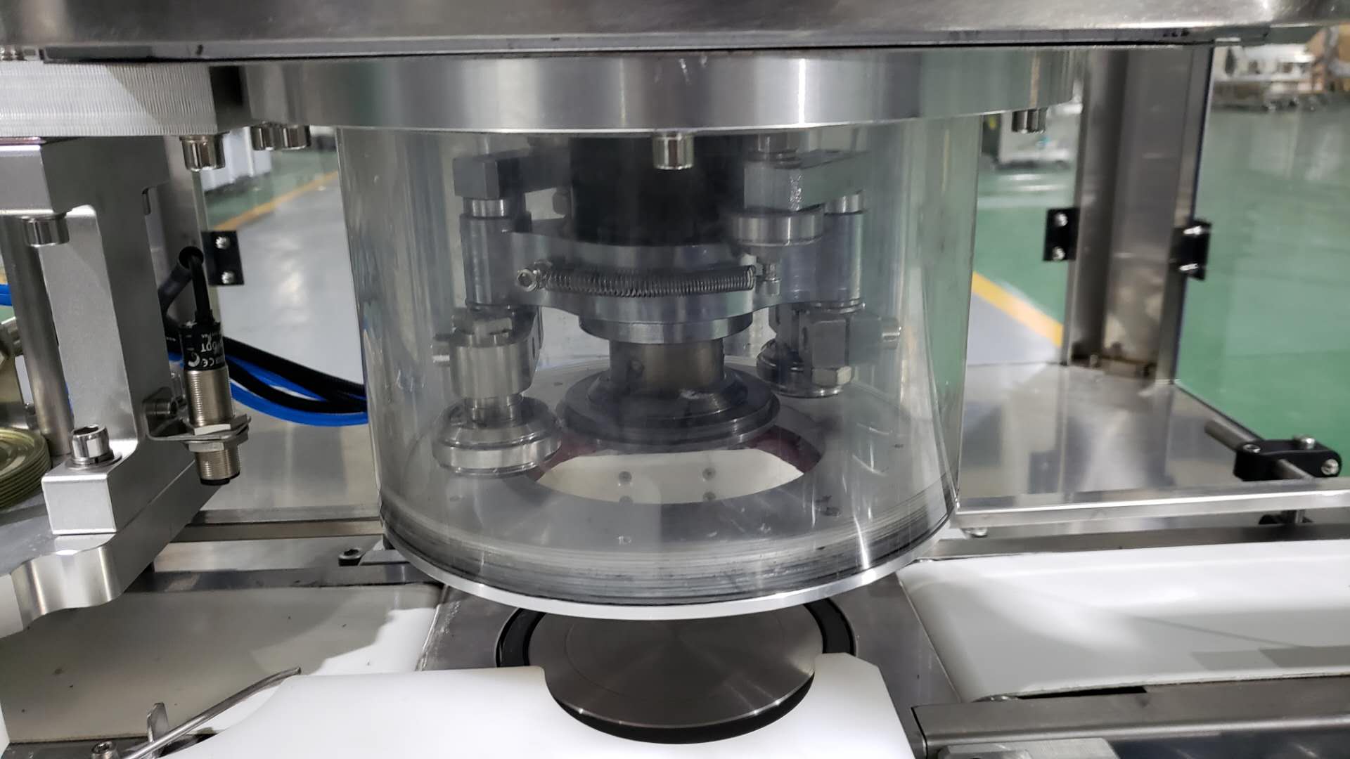 Automatic Nitrogen Tuna Can Tin Can Vacuum Sealer Machine